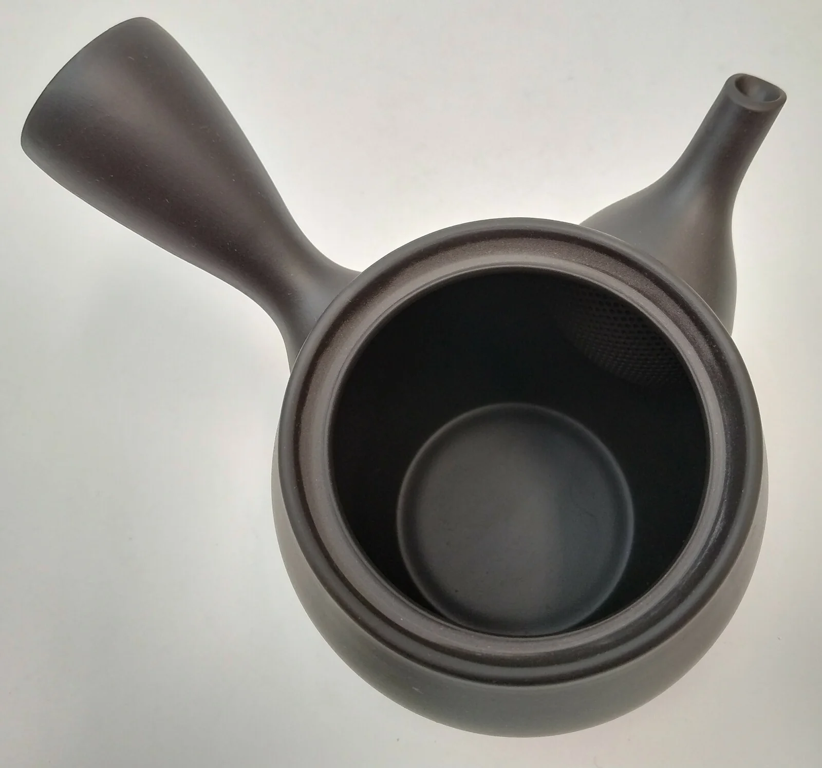 Takasuke Kiln (Y117) 高資陶苑: Tokoname Kyusu Tea Pot, Black, Urigata Ceramic Mesh Strainer 300 ml - Image 6