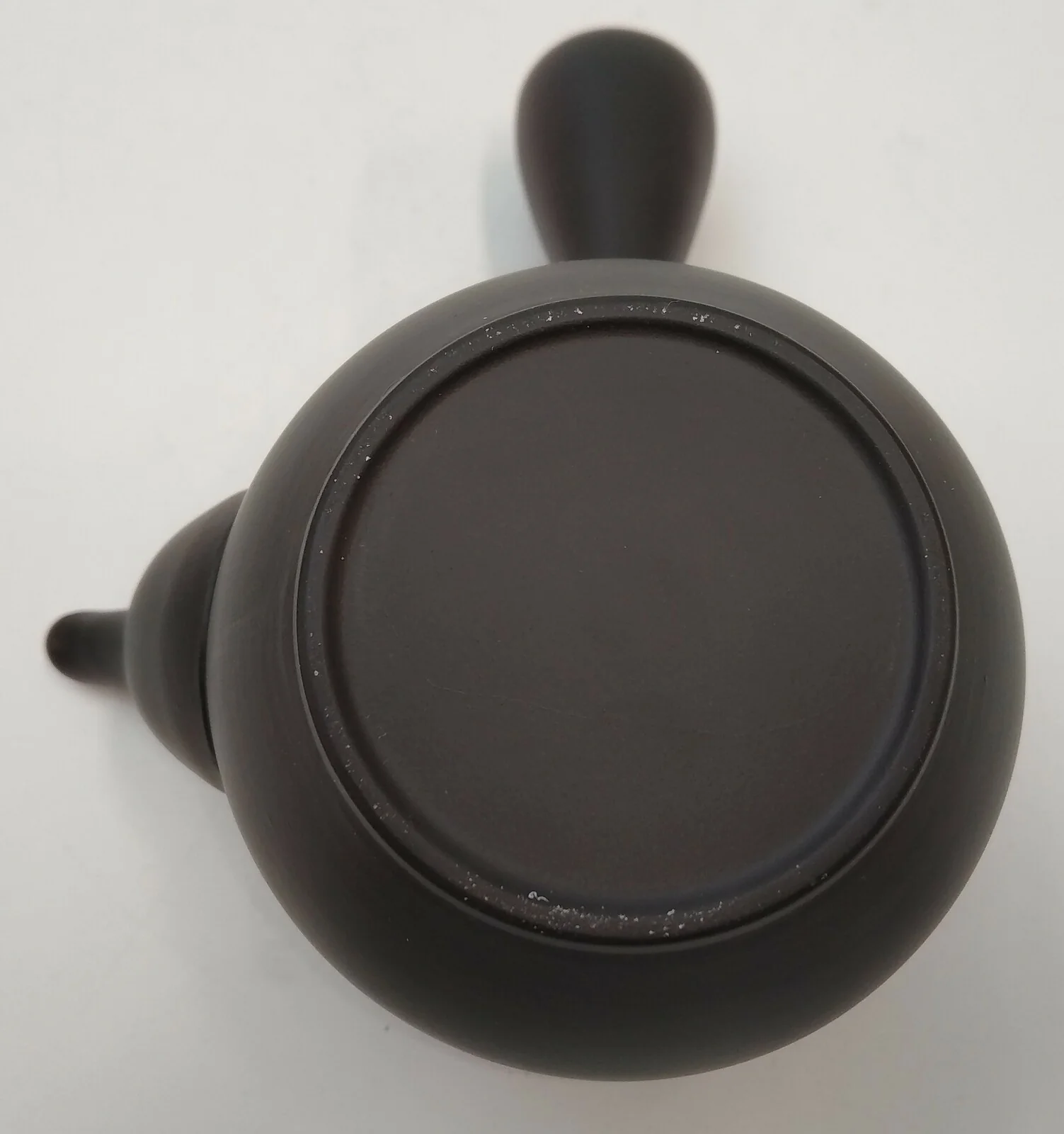 Takasuke Kiln (Y117) 高資陶苑: Tokoname Kyusu Tea Pot, Black, Urigata Ceramic Mesh Strainer 300 ml - Image 8